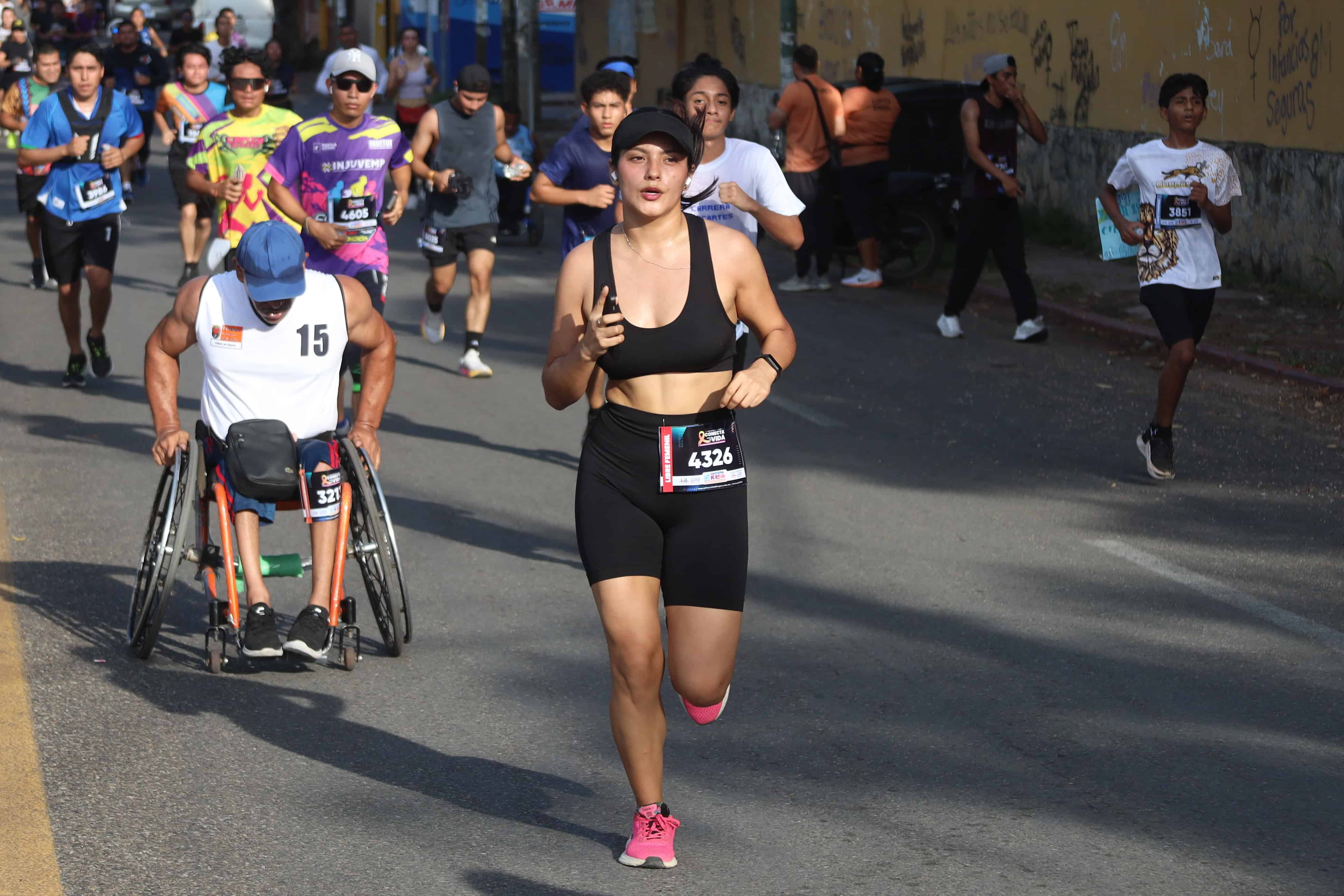 Deportistas conectan con la vida en Tuxtla