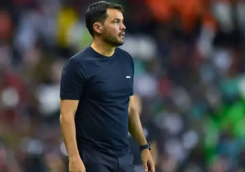 César Chelito Delgado explota contra Cruz Azul