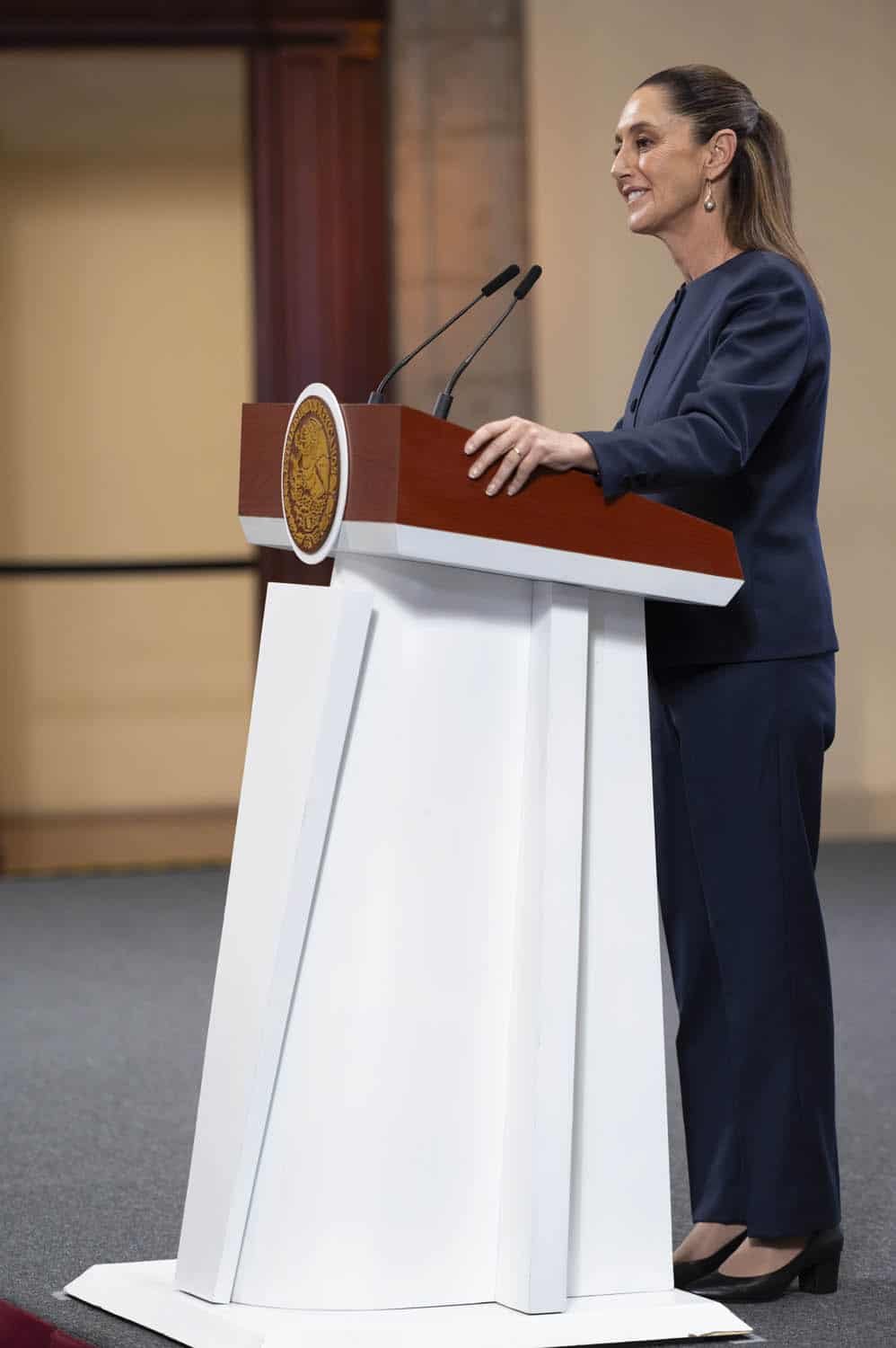 Anuncia Sheinbaum encuesta sobre reforma electoral