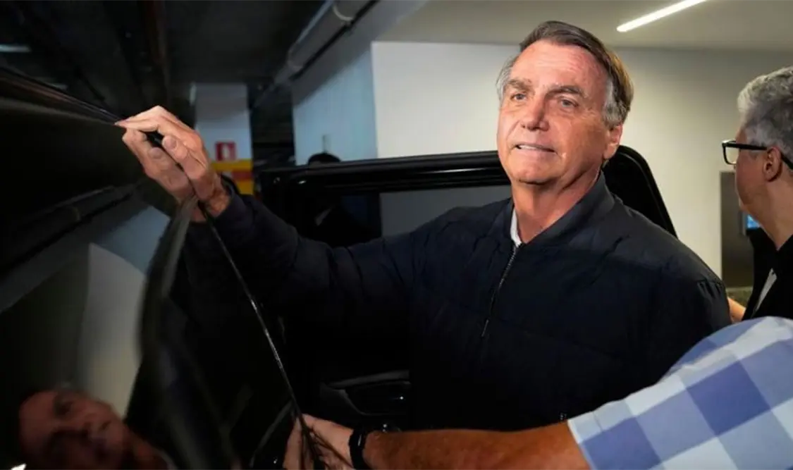 Jair Bolsonaro a prisión domiciliaria