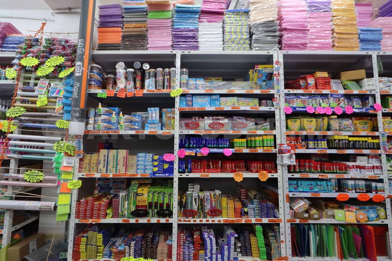 No comprar útiles en tiendas chinas