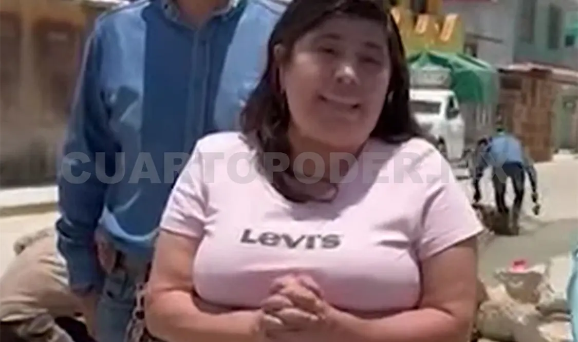 Este lunes comenzaron con el suministro de este vital líquido. Manuel Martínez / CP