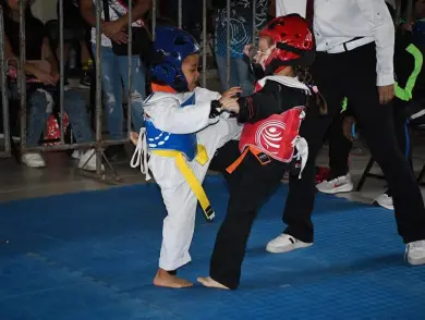 Gladiadores se lleva los máximos honores