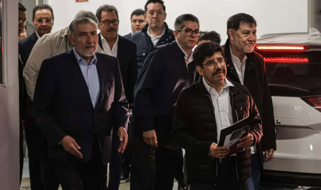 El próximo titular del máximo tribunal del país coordinará con López Hernández y Fernández Noroña los detalles logísticos y protocolarios del acto, que se prevé sea solemne y de alta relevancia institucional.