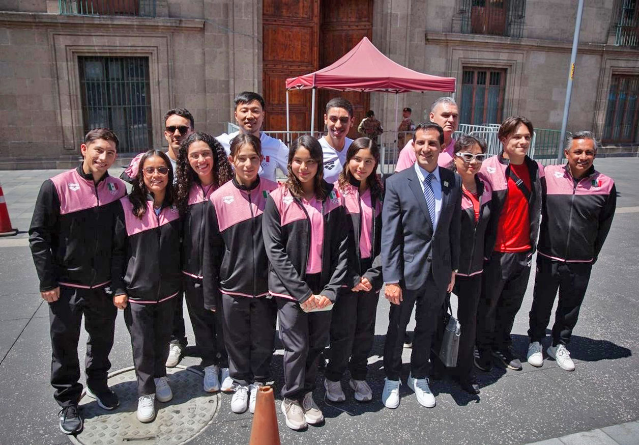 Clavadistas se reúnen con Sheinbaum