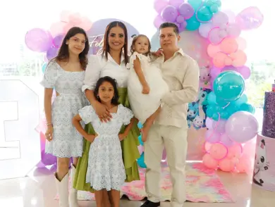 Yazmín recibió el bautismo