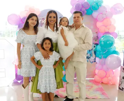 Yazmín recibió el bautismo