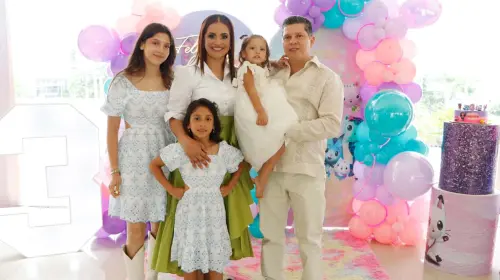 Yazmín recibió el bautismo