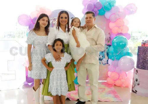 Yazmín recibió el bautismo