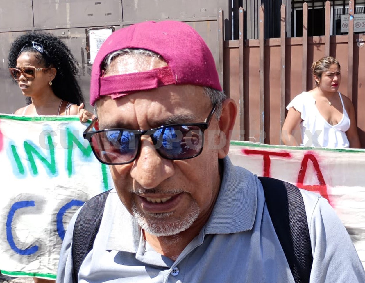 Activista es detenido por tráfico de personas