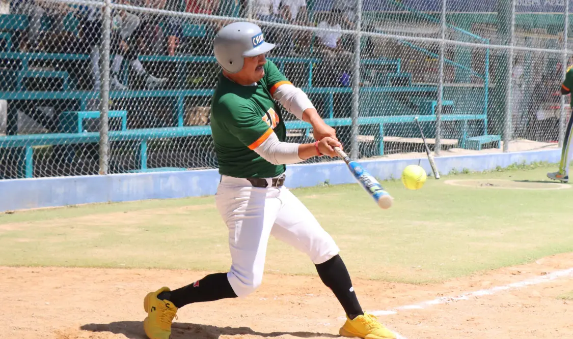 Los equipos han protagonizado una competencia cerrada durante diez jornadas. Diego Pérez/CP
