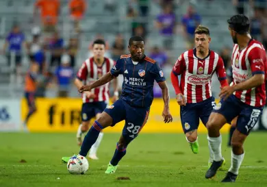 Mozo confía en que Chivas romperá la malaria
