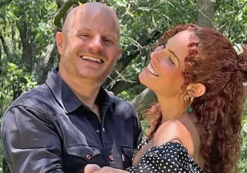 Facundo se compromete con su novia