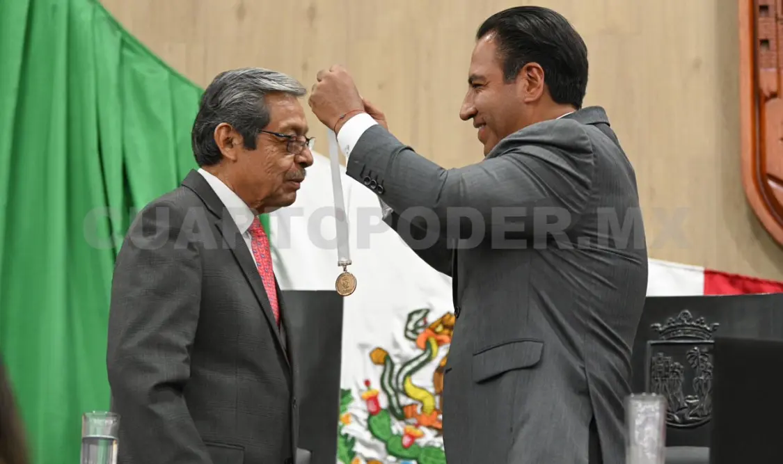 Agradeció al pueblo de Chiapas y a a sus autoridades esta distinción. CP