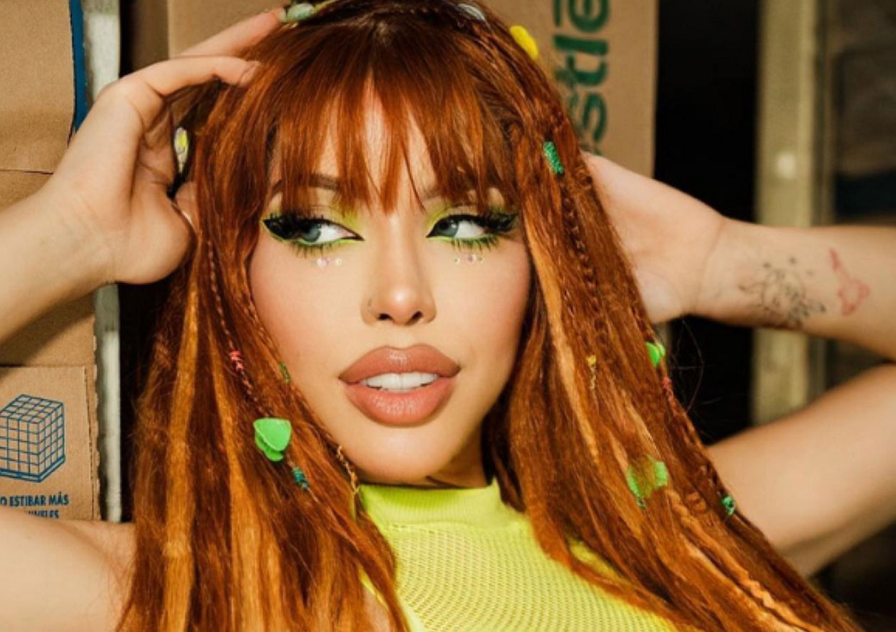 Yeri Mua, fanática de Florinda Meza