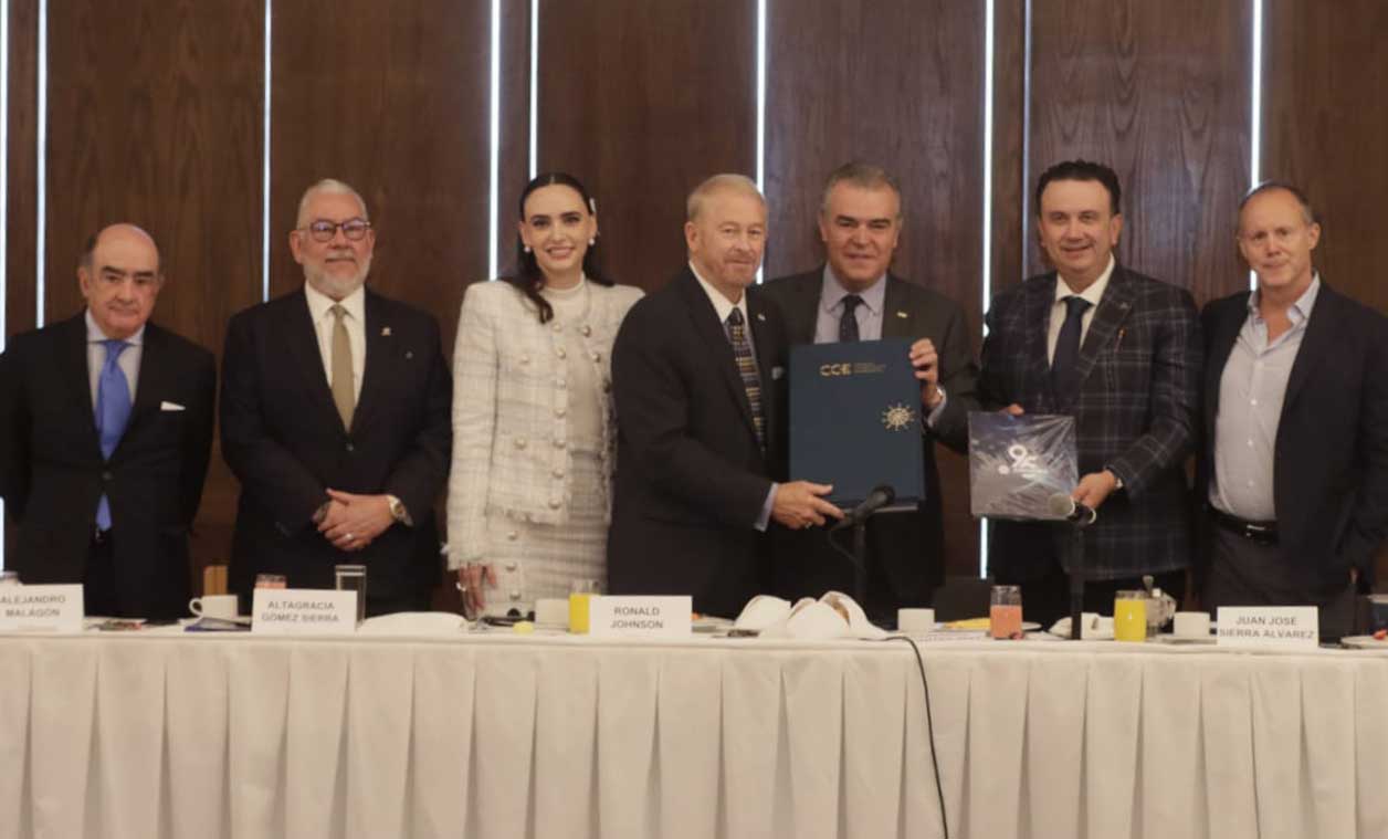 Empresarios mexicanos se reúnen con Johnson