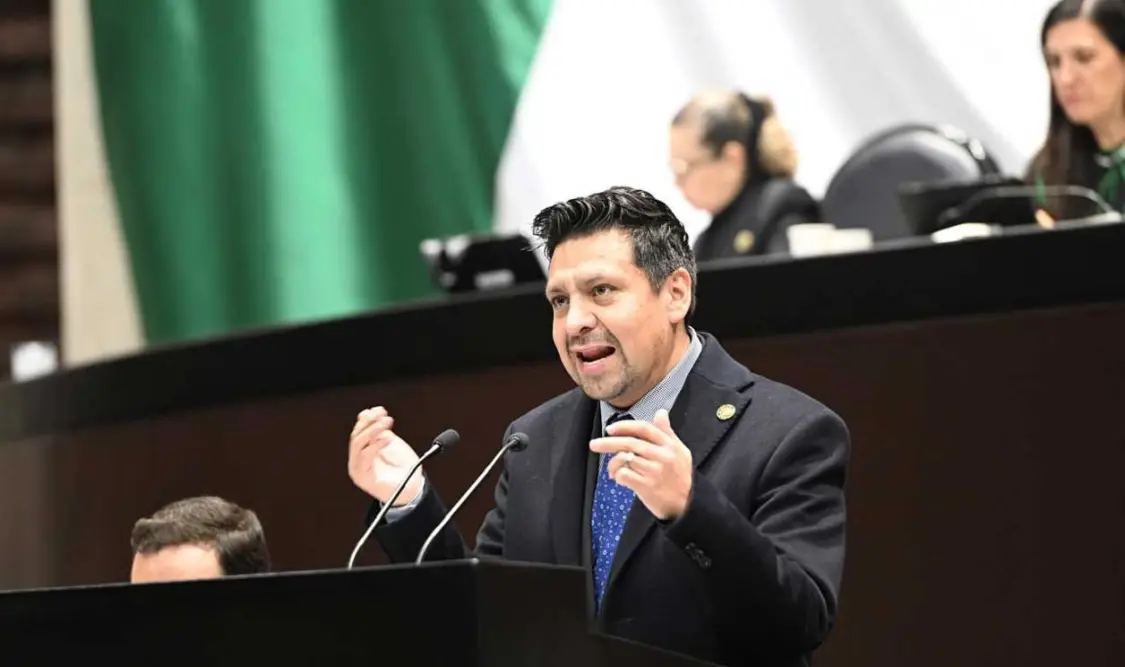 Exigen a SHCP informe de médicos cubanos