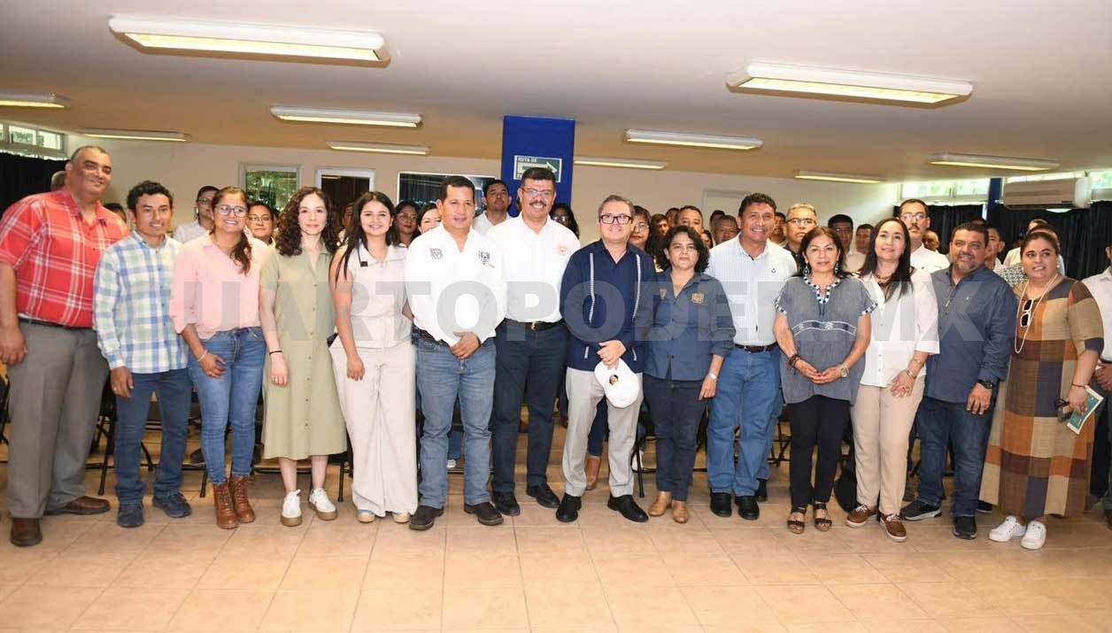 Rector visita Facultad de Ciencias Agronómicas