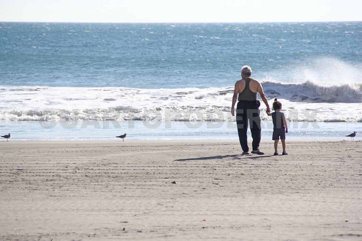 Playas tienen altos niveles de microplásticos
