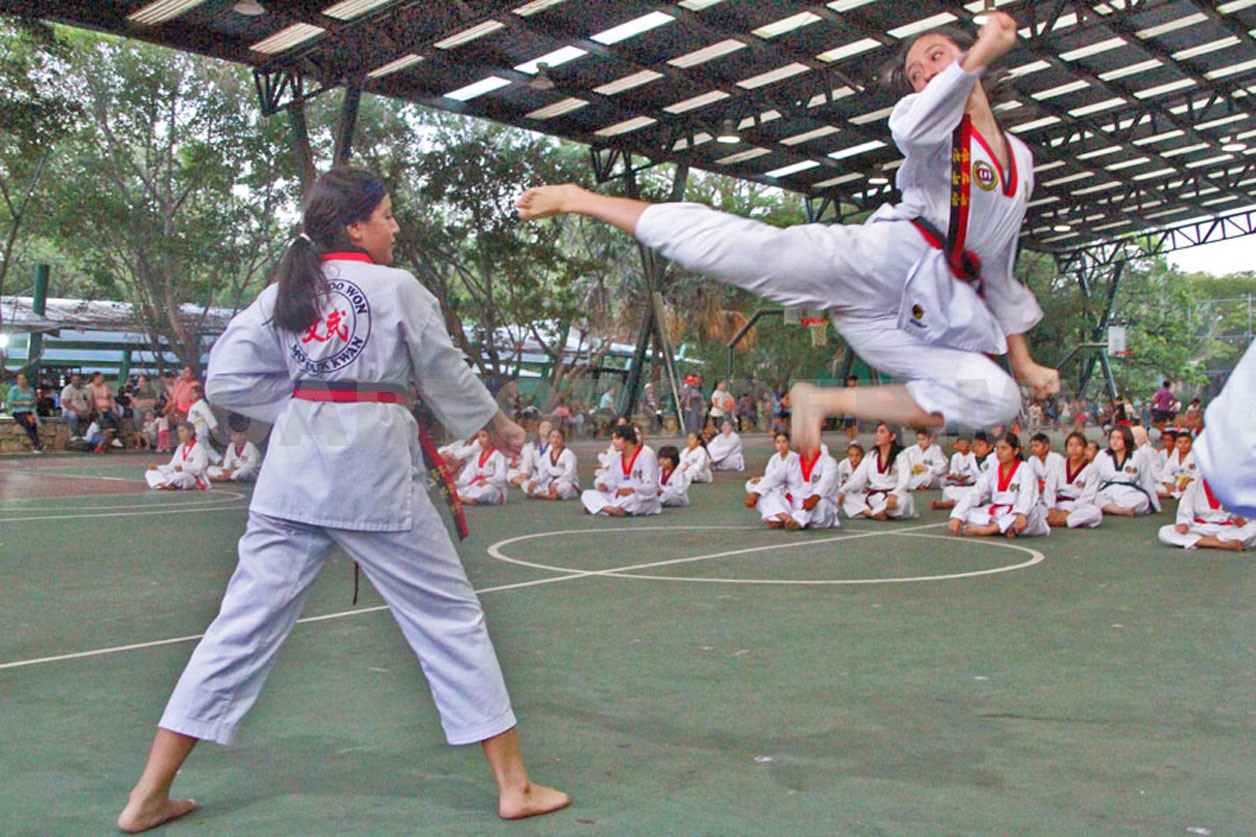 Clases de TKD en Bonampak