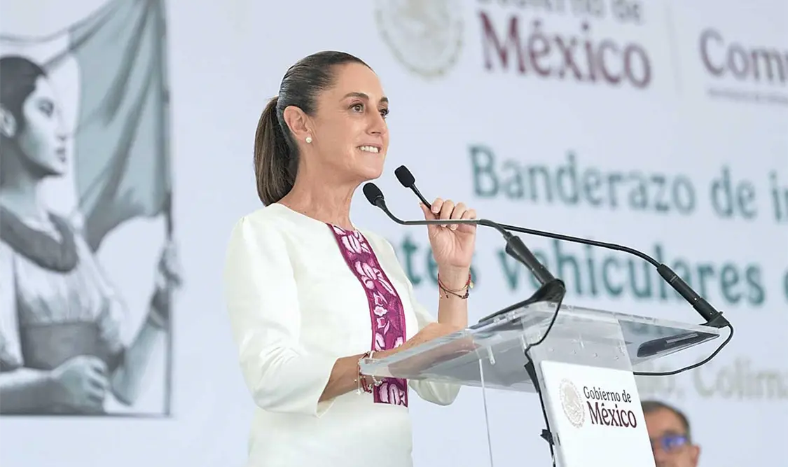 La mandataria federal dio el banderazo de inicio de obra de puentes vehiculares en Colima. Cortesía