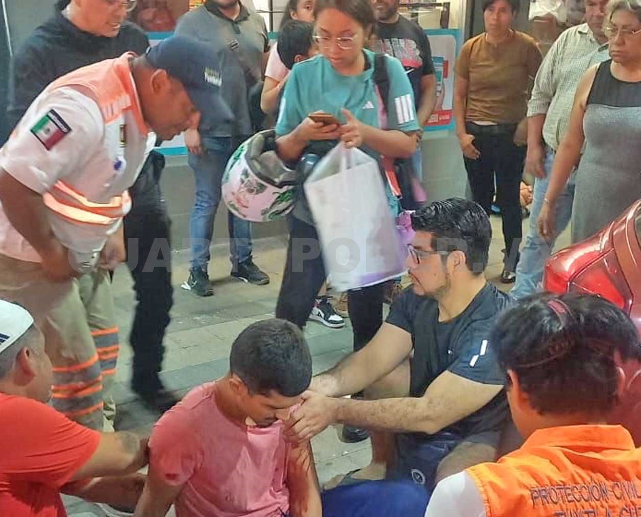 Acuchillan a joven durante una pelea callejera