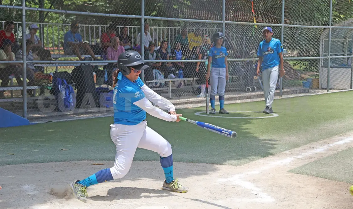 Artemisas mostró un poder ofensivo imparable desde la primera entrada. Carlos López/CP