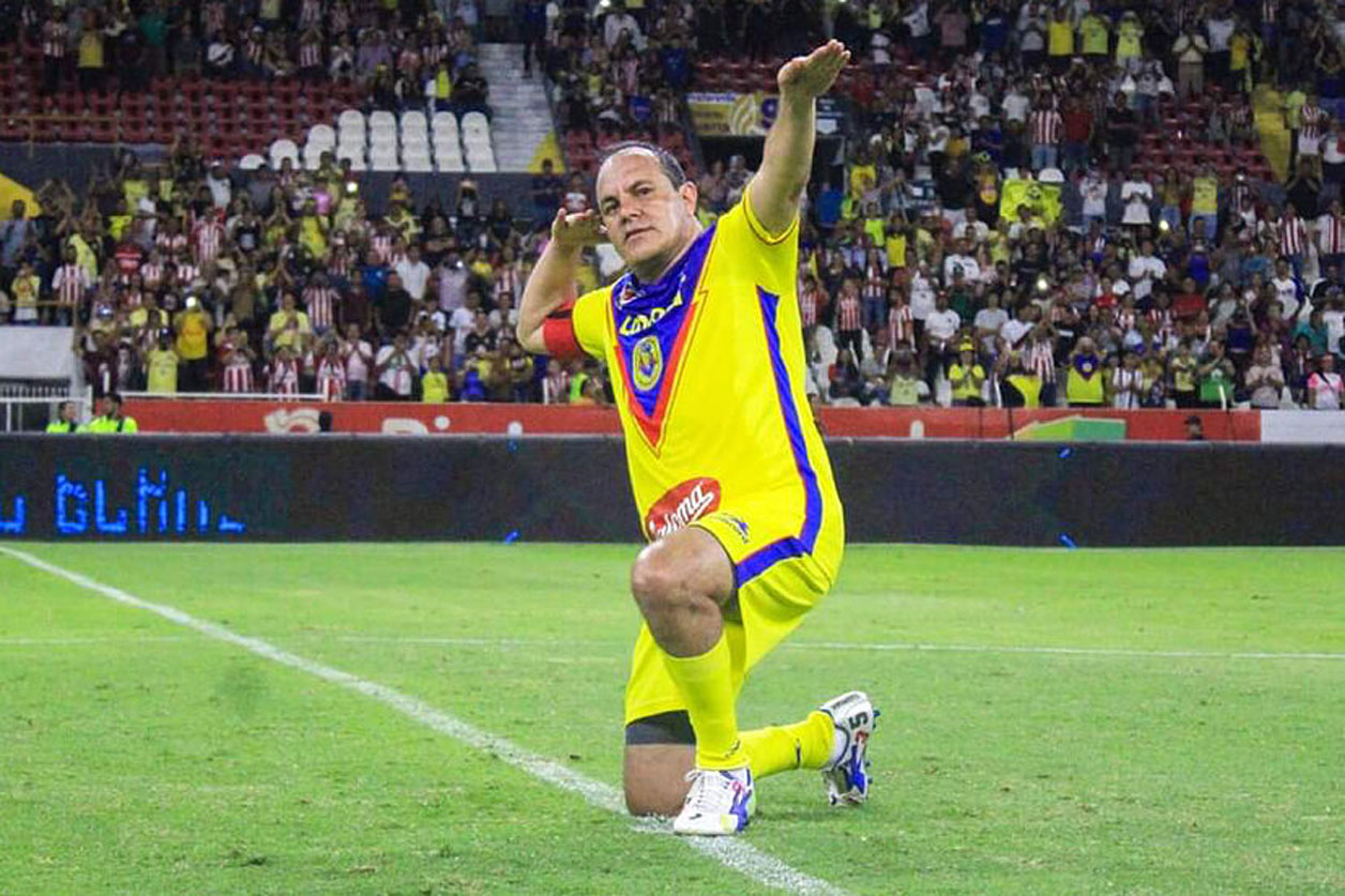 Cuauhtémoc Blanco anota espectacular gol