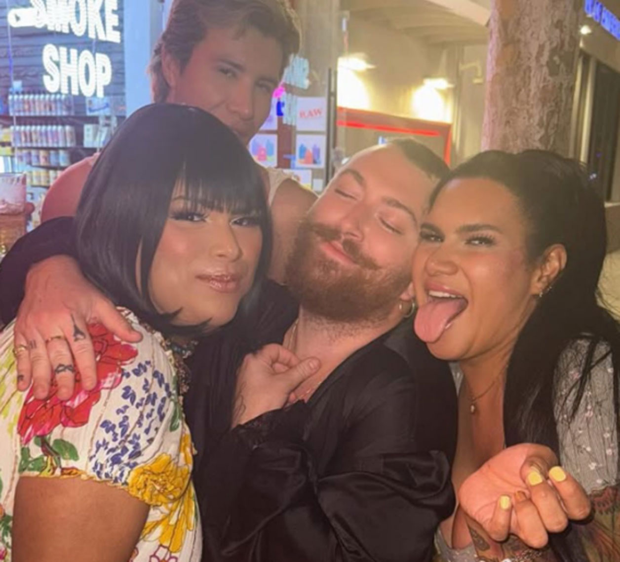 Kimberly sorprende a fans con foto