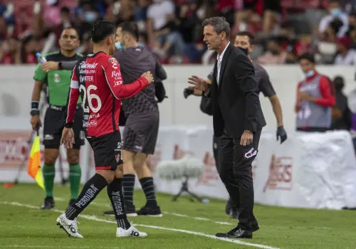 Atlas confirma regreso de Diego Cocca