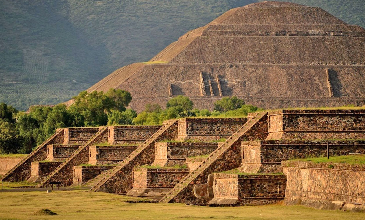 Publica libro digital sobre Teotihuacán