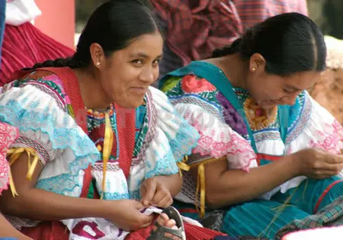 Campaña de estudios de mama para indígenas