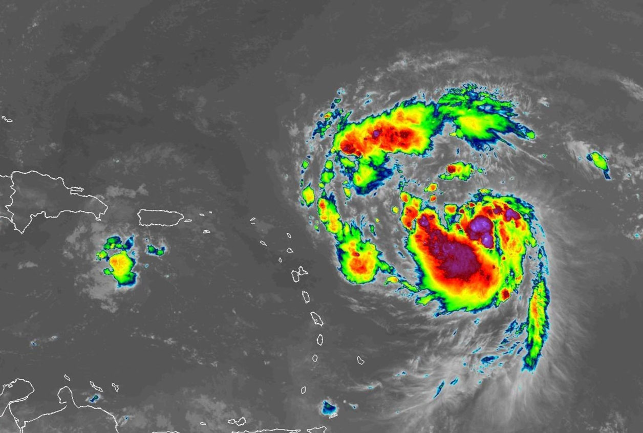 “Erin” se intensifica a huracán categoría 1