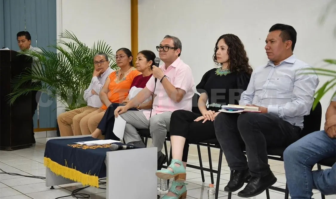 El rector destacó que el objetivo es dignificar los aportes literarios escritos por personas autoras indígenas y afromexicanas. CP