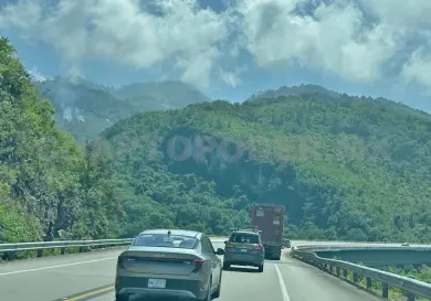 Identifican zonas de riesgo en vía Tuxtla-SCLC