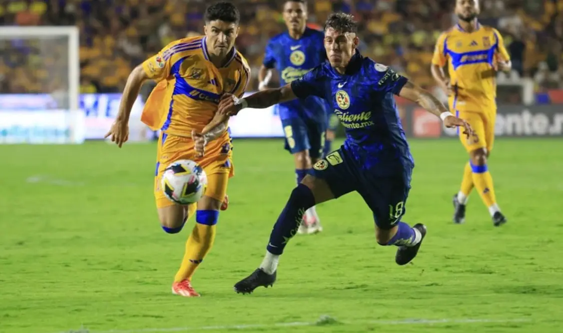 El estadio Universitario, listo para recibir el partido de Tigres y América. La afición vivirá una noche cargada de expectativa. Cortesía