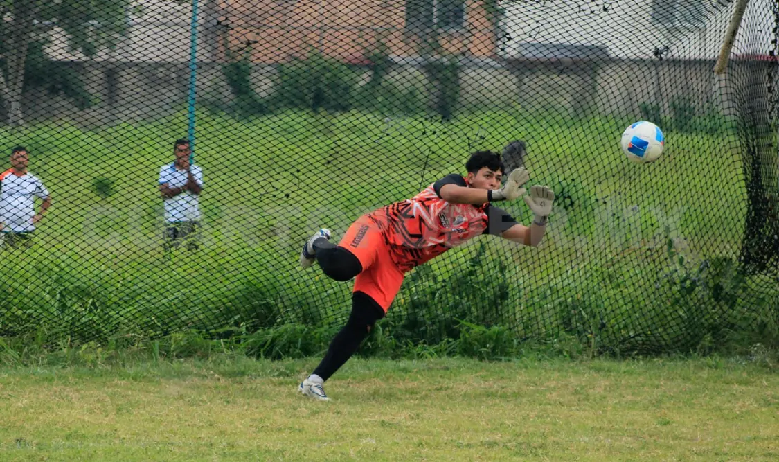 El guardameta Ángel Humberto Barrios Rivera fue uno de los mejores del torneo pasado. Cortesía