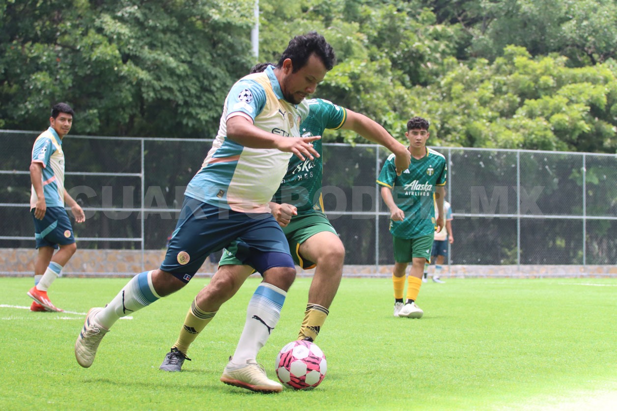 Deportivo 3 Hermanos sorprende al líder