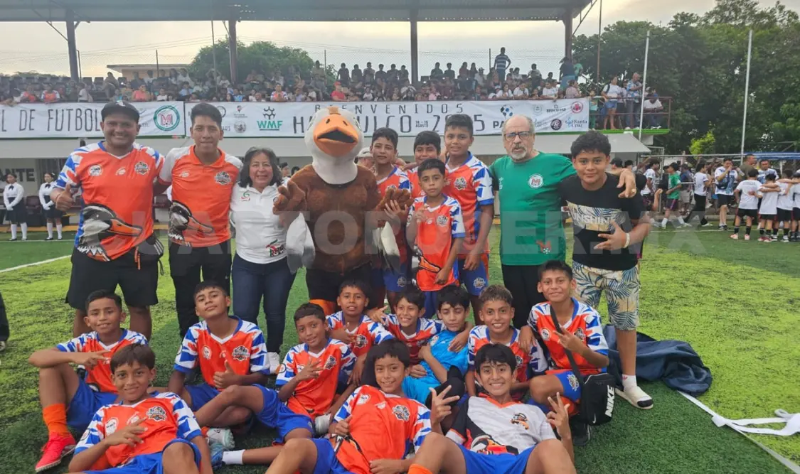 Leones de Tuxtla, campeones de Chiapas, presentes en el certamen nacional. Cortesía