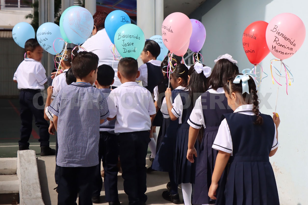 Escuelas deben incluir a menores con autismo