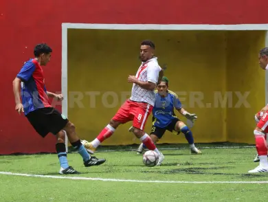 Lobos FC con aullido de campeón