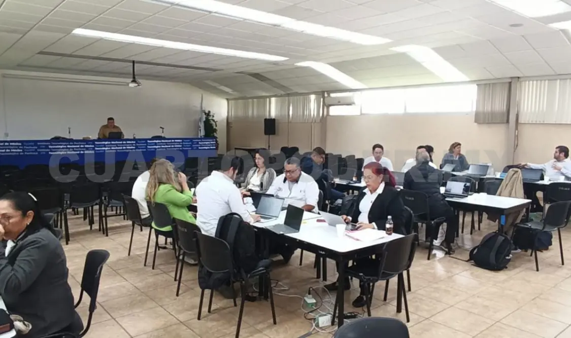 El docente dijo que estos eventos permiten tener nuevos enfoques para próximos proyectos. Cortesía