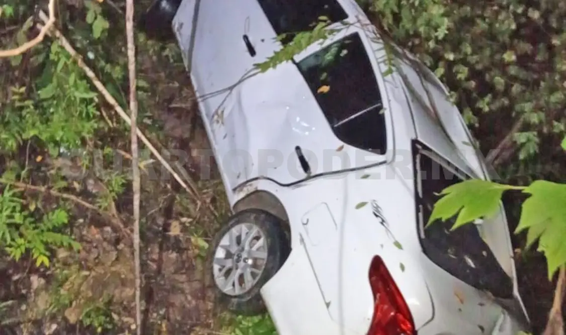 La carretera federal Palenque-Ocosingo fue el punto donde se registró el percance automovilístico. Genaro Sánchez / CP
