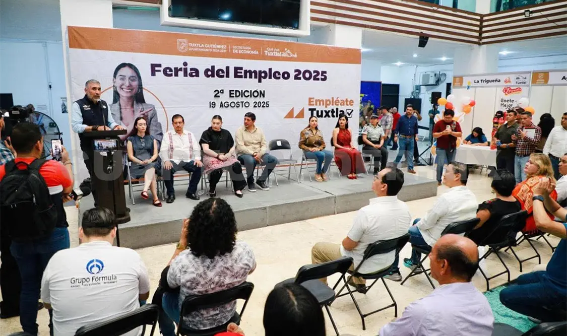El presidente Ángel Torres inauguró la Segunda Edición de la Feria del Empleo 2025. CP