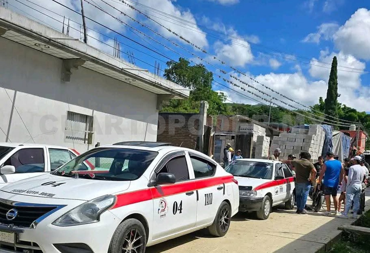 Tractocamión pierde la carga y casi causa tragedia