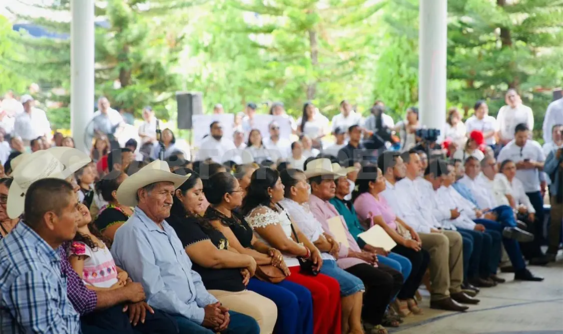 Reducen brecha digital en centros educativos