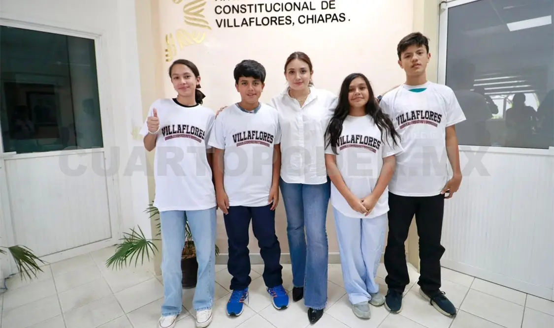 Valeria Rosales convive con ajedrecistas