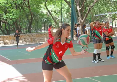 ADN Voley Pekes supera a Freyas