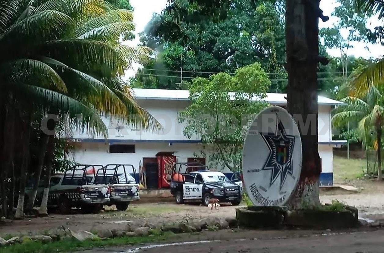 Detienen para investigación a 48 policías municipales