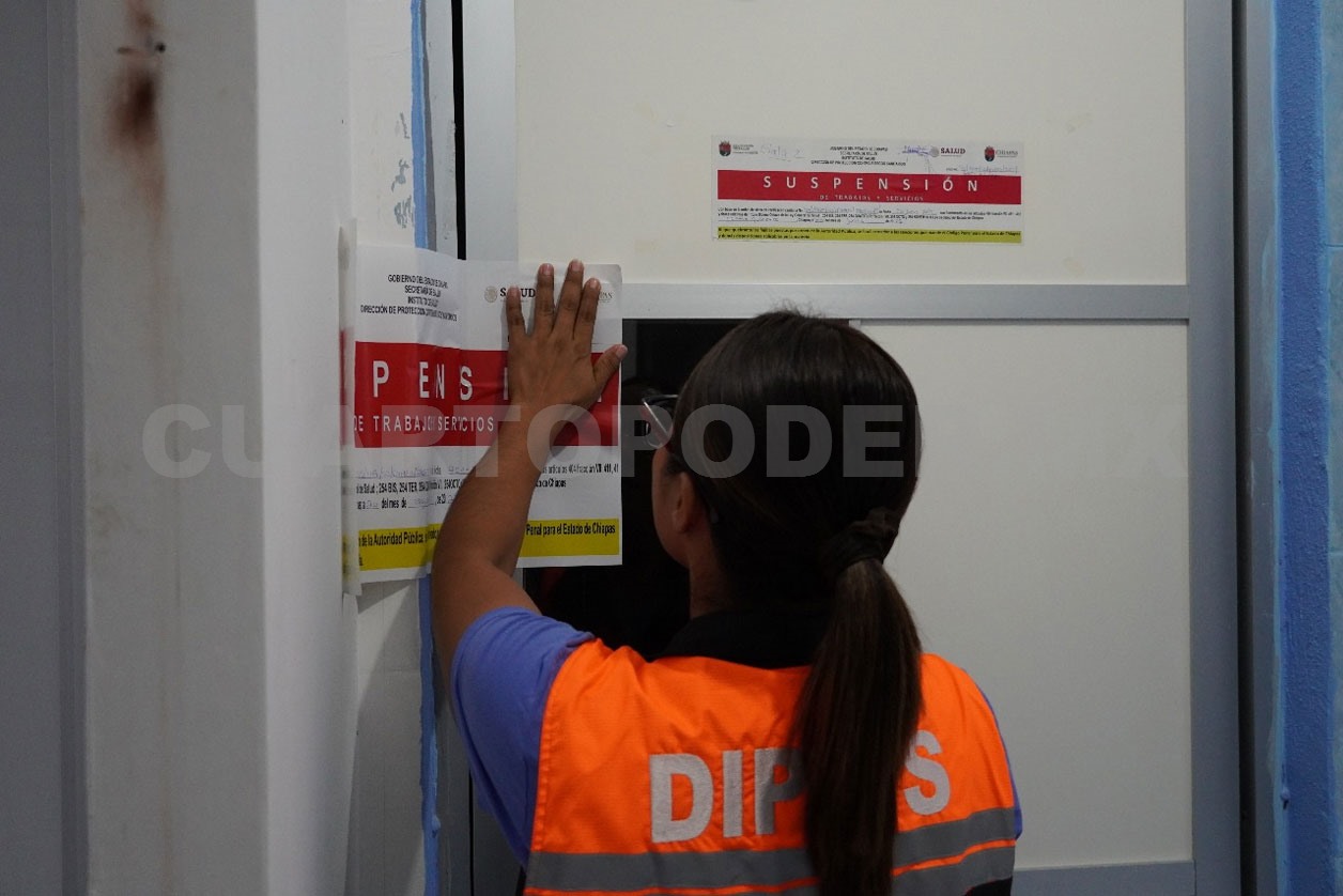 Clausuran centro médico; paciente perdió la vida